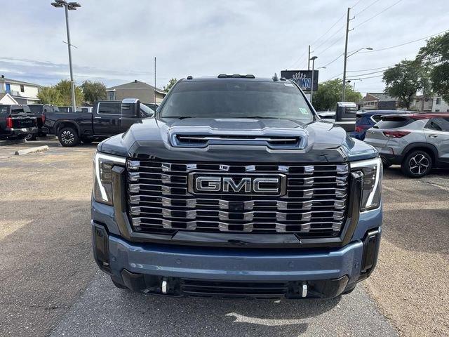 used 2025 GMC Sierra 2500 car, priced at $77,995