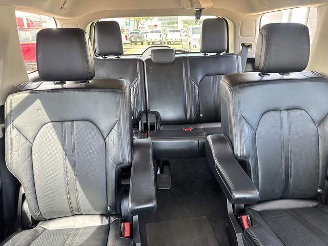 used 2019 Ford Expedition car, priced at $31,995