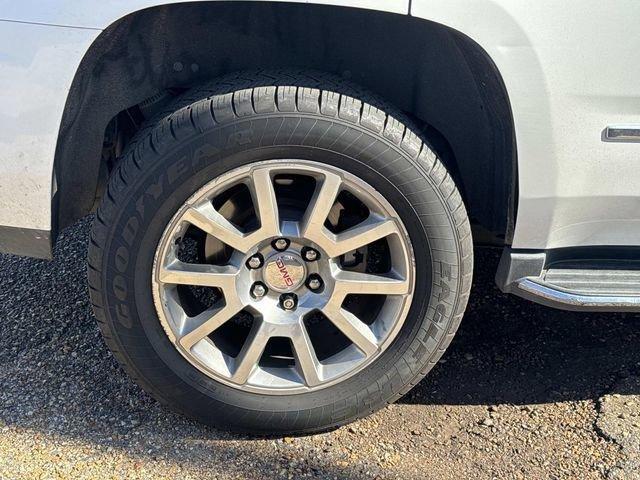 used 2020 GMC Yukon car, priced at $35,995
