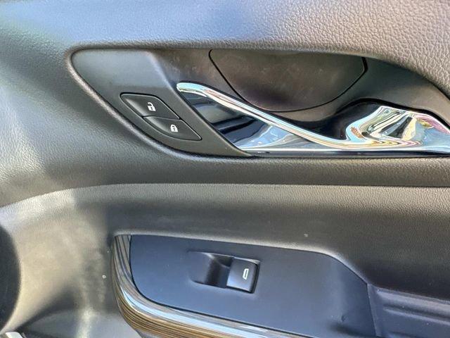 used 2023 GMC Acadia car, priced at $27,995