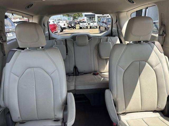 used 2020 Chrysler Pacifica car, priced at $20,695