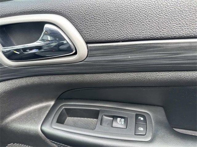 used 2019 Jeep Grand Cherokee car, priced at $17,500