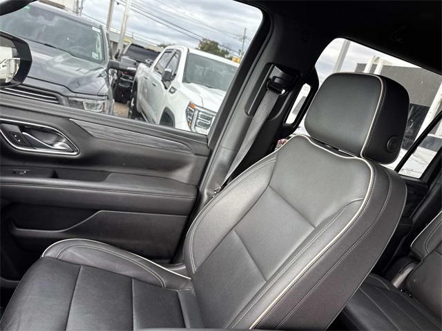 used 2022 GMC Yukon XL car, priced at $52,250