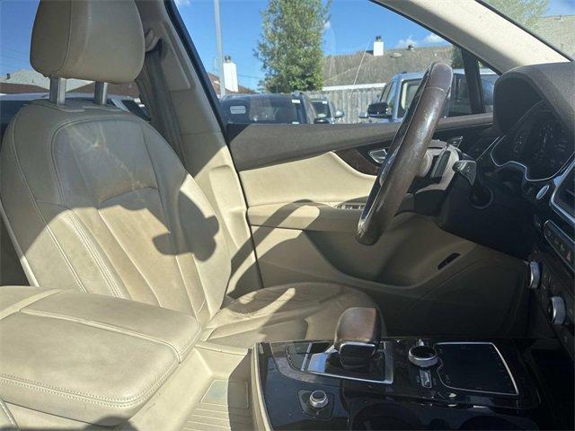 used 2017 Audi Q7 car, priced at $15,500