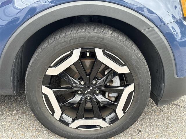 used 2023 Kia Telluride car, priced at $28,795