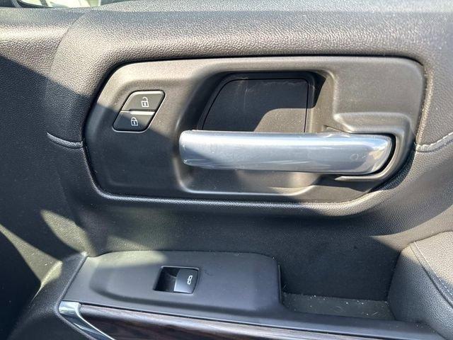 used 2021 GMC Sierra 1500 car, priced at $32,500