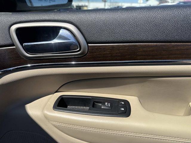 used 2015 Jeep Grand Cherokee car, priced at $11,995