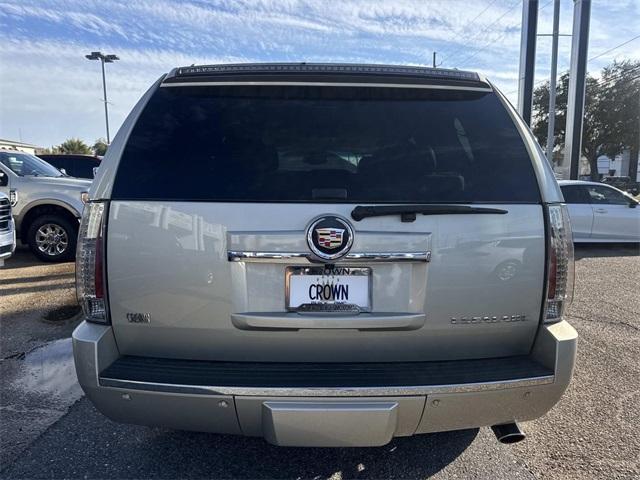 used 2014 Cadillac Escalade car, priced at $15,995
