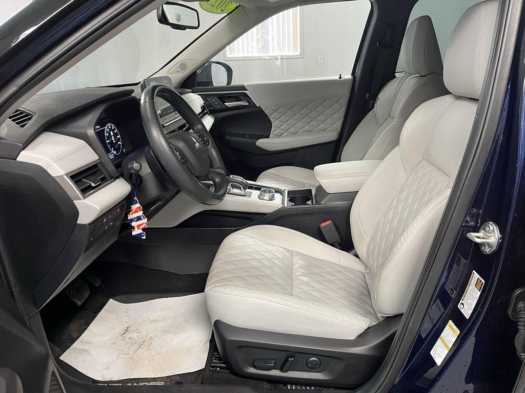 used 2023 Mitsubishi Outlander PHEV car, priced at $29,995