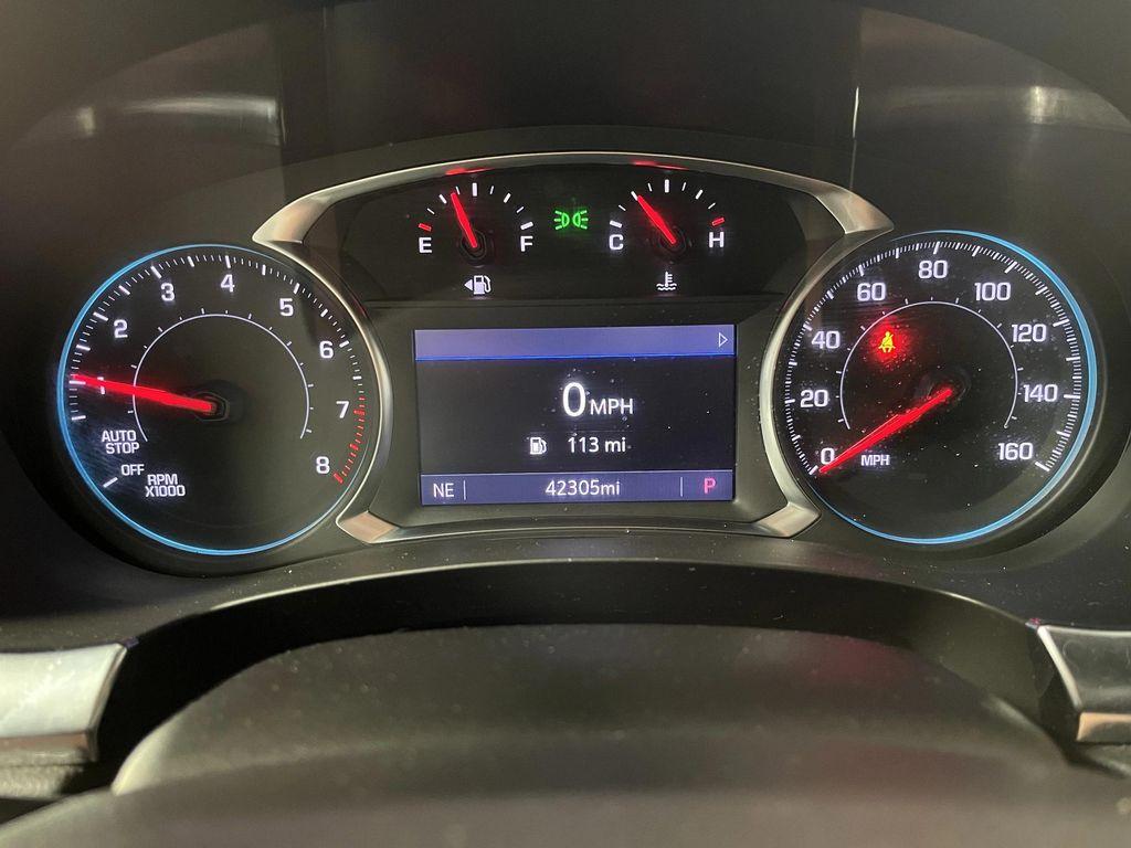 used 2023 Chevrolet Traverse car, priced at $27,495