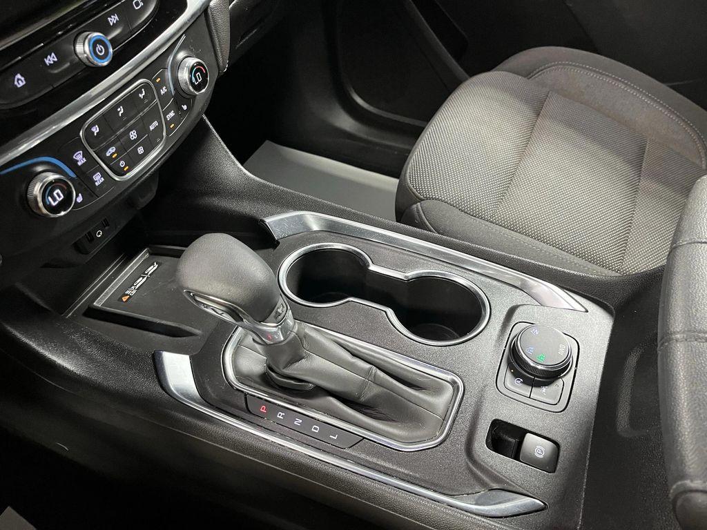 used 2023 Chevrolet Traverse car, priced at $27,495