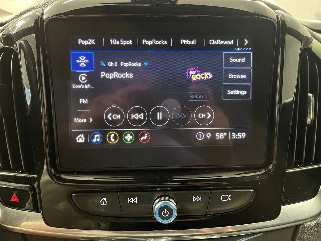 used 2023 Chevrolet Traverse car, priced at $27,495