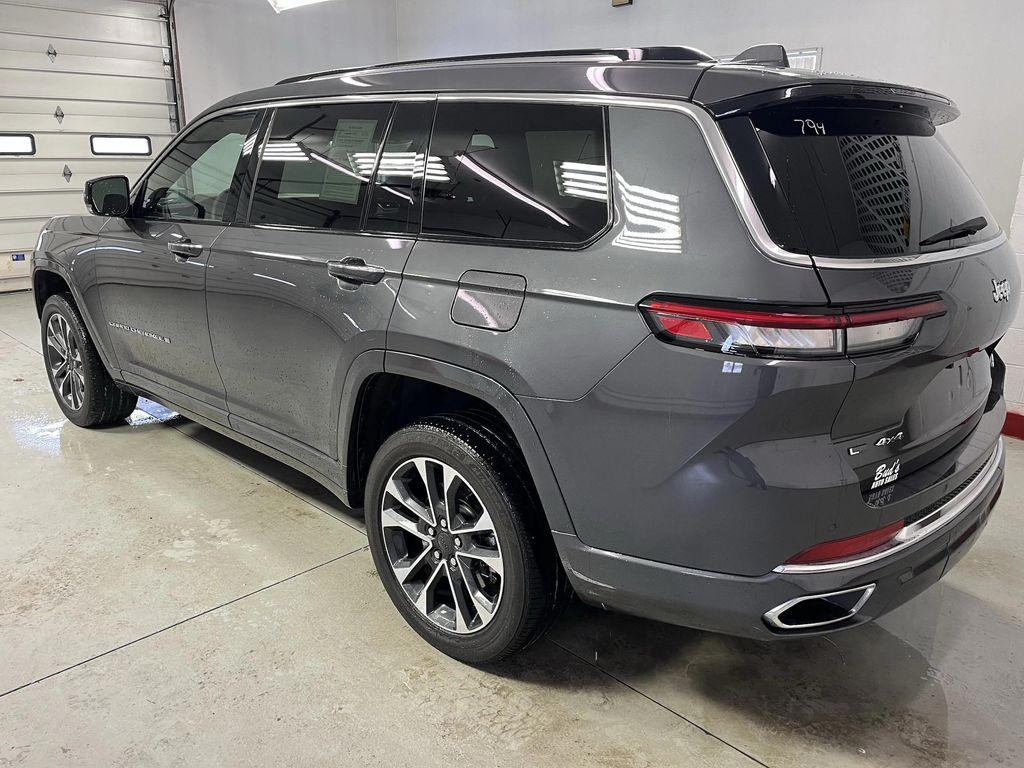 used 2023 Jeep Grand Cherokee L car