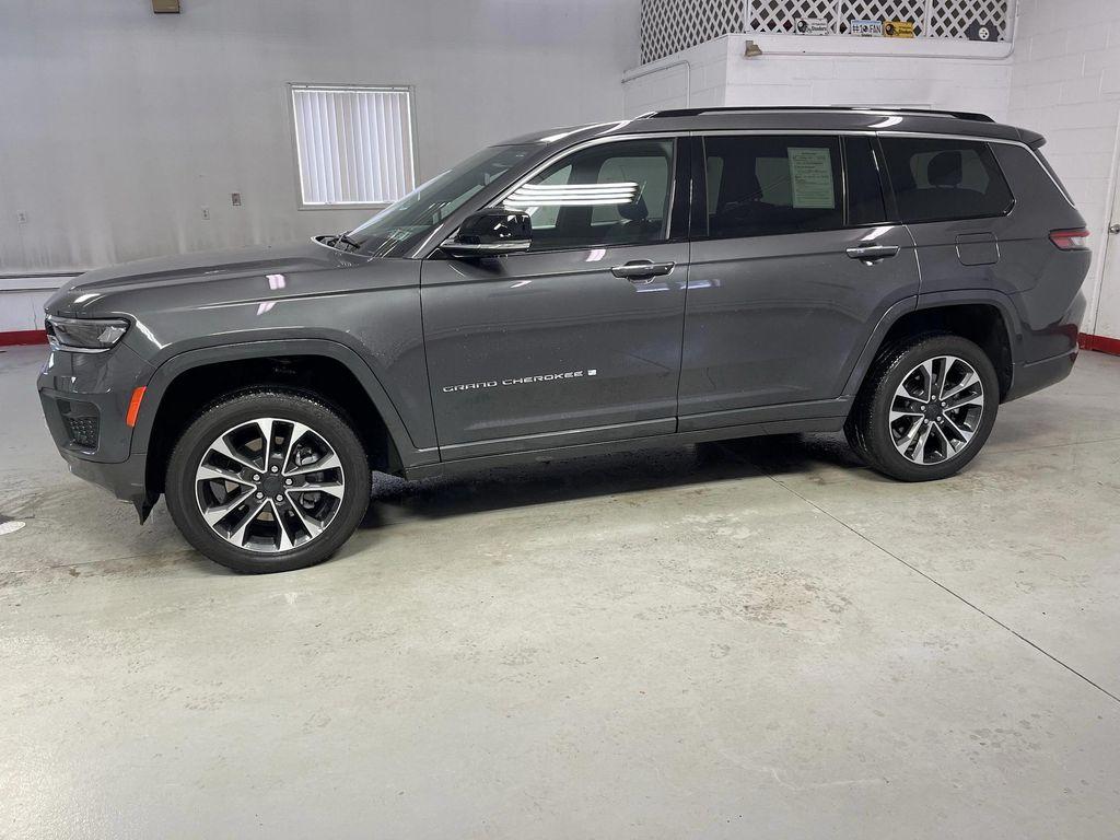 used 2023 Jeep Grand Cherokee L car