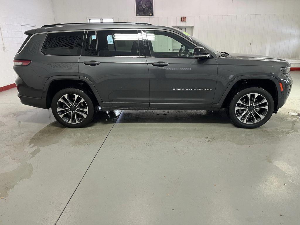 used 2023 Jeep Grand Cherokee L car