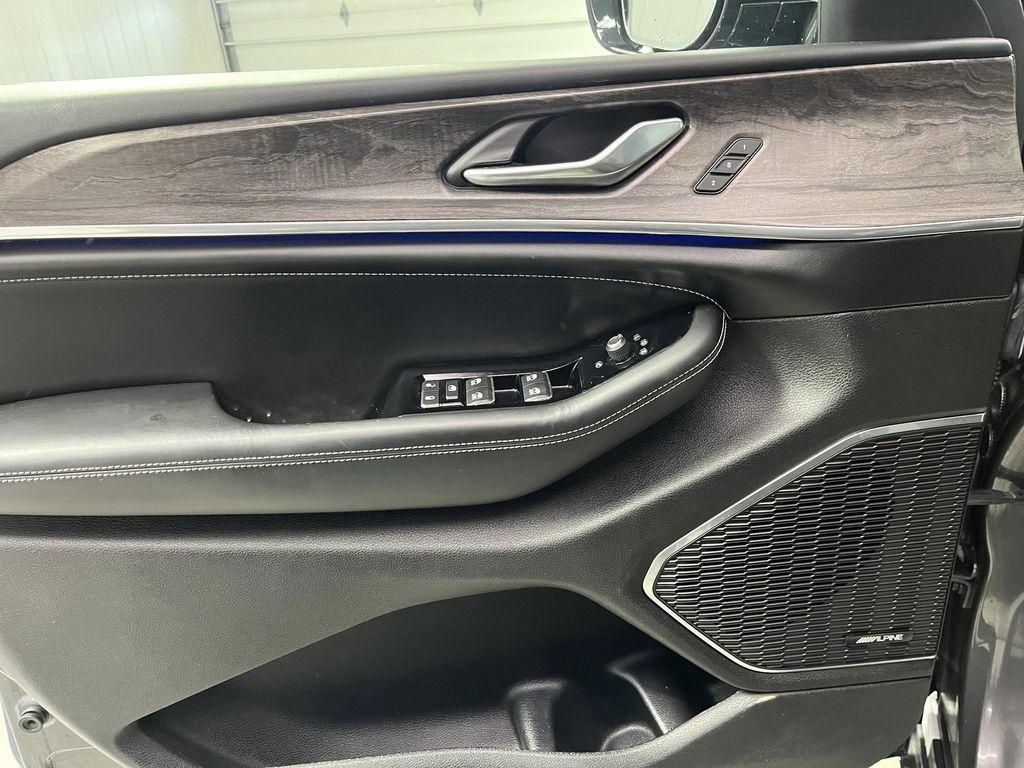 used 2023 Jeep Grand Cherokee L car