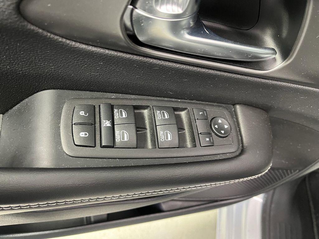 used 2026 Chrysler Pacifica car, priced at $42,995