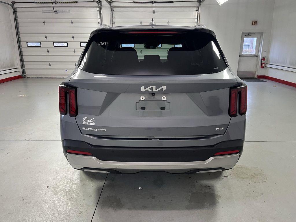 used 2024 Kia Sorento car, priced at $25,495
