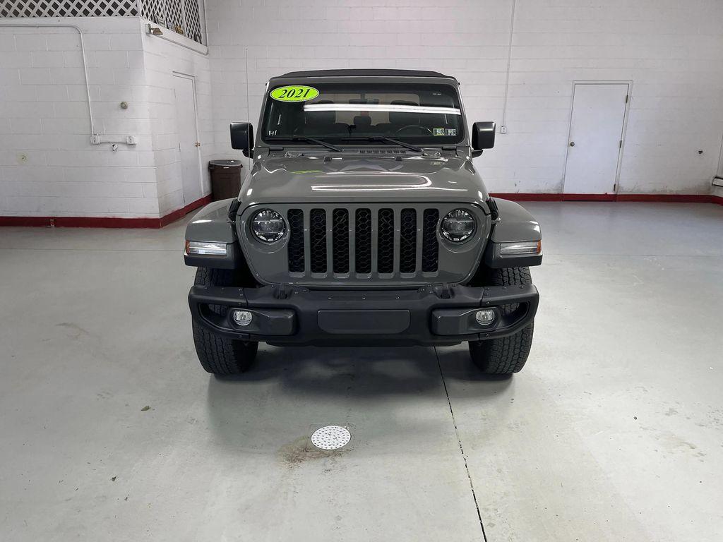 used 2021 Jeep Gladiator car, priced at $30,495