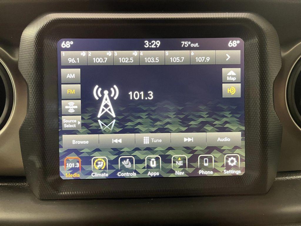 used 2021 Jeep Gladiator car, priced at $30,495