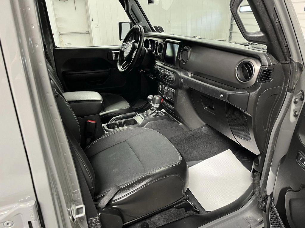 used 2021 Jeep Gladiator car, priced at $30,495
