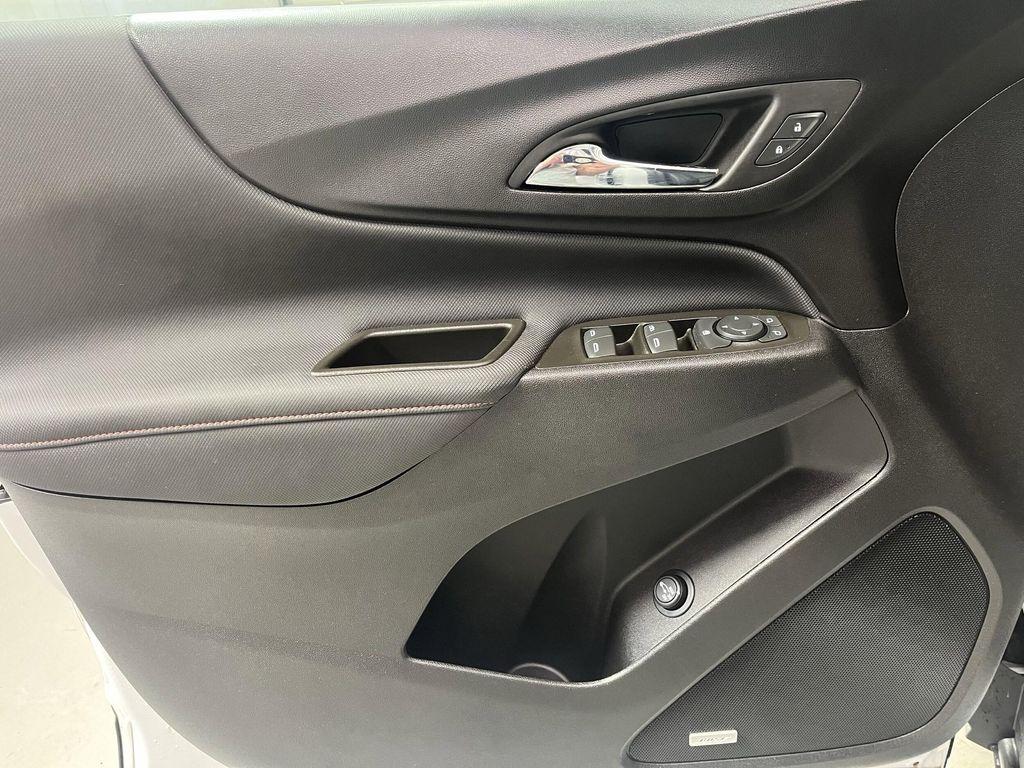 used 2024 Chevrolet Equinox car, priced at $27,995