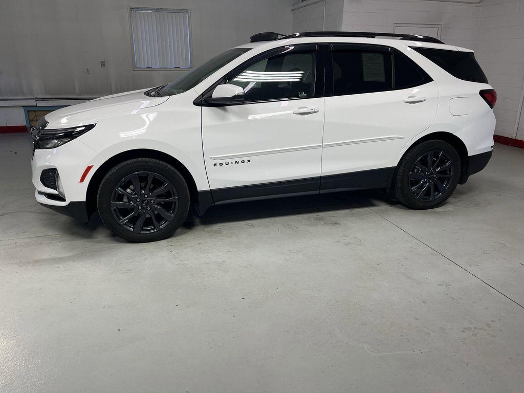 used 2024 Chevrolet Equinox car, priced at $27,995