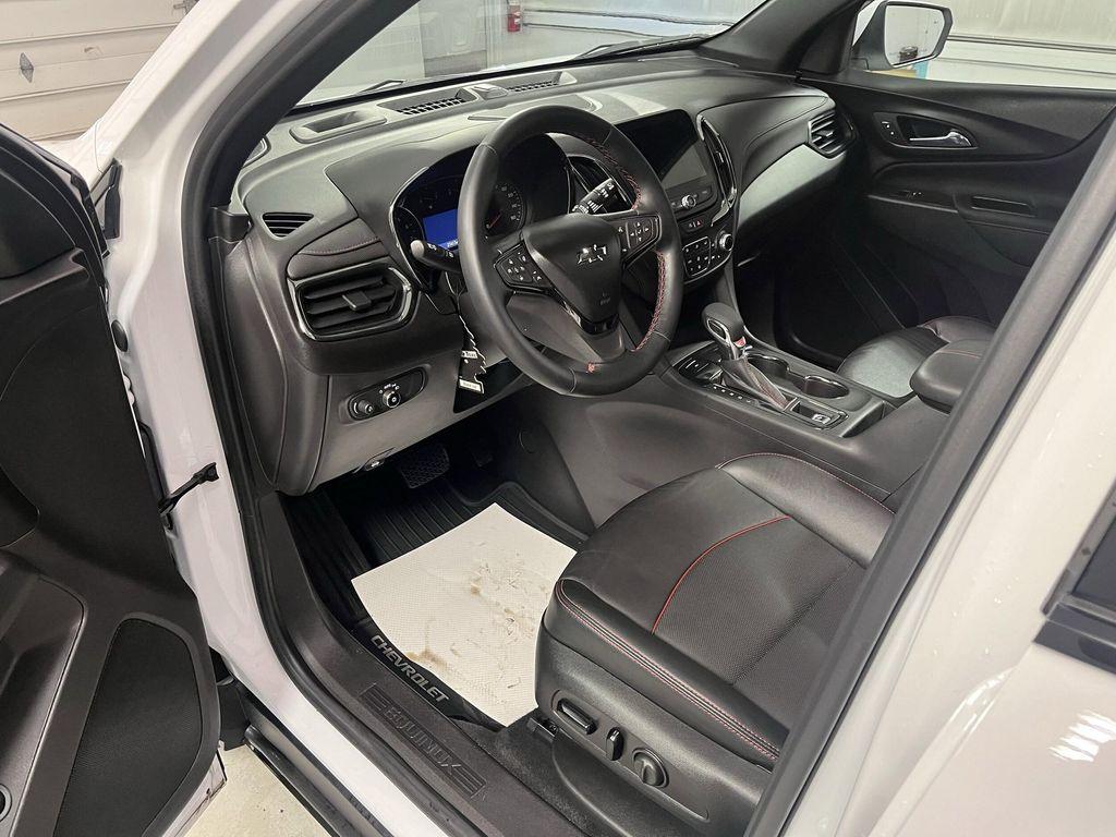 used 2024 Chevrolet Equinox car, priced at $27,995