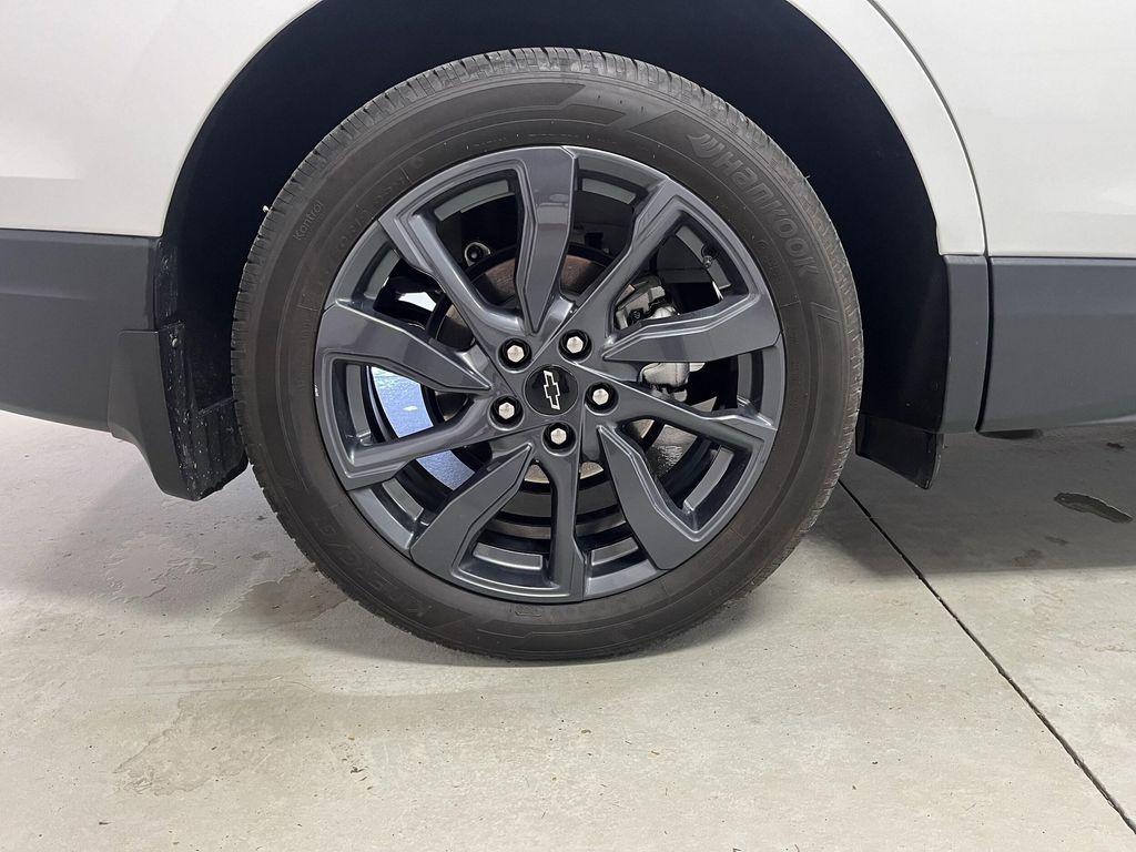 used 2024 Chevrolet Equinox car, priced at $27,995