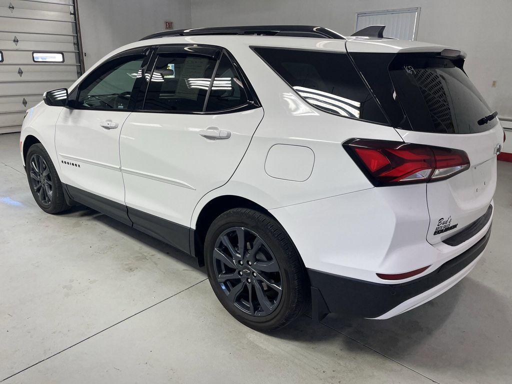 used 2024 Chevrolet Equinox car, priced at $27,995