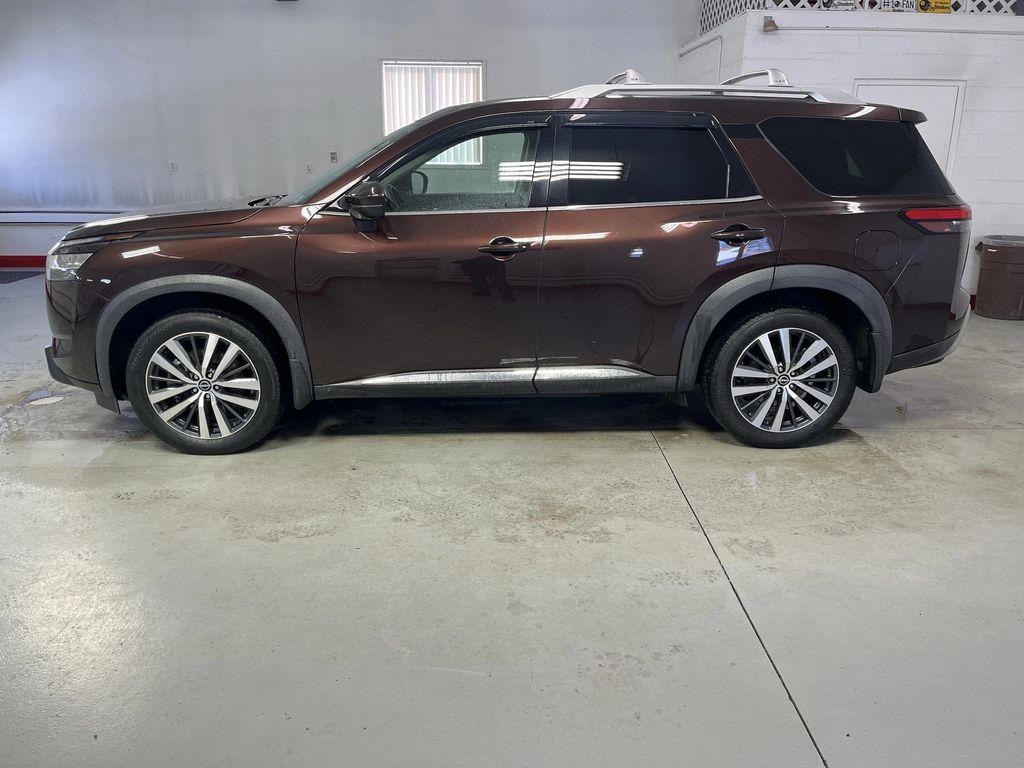 used 2022 Nissan Pathfinder car, priced at $30,995