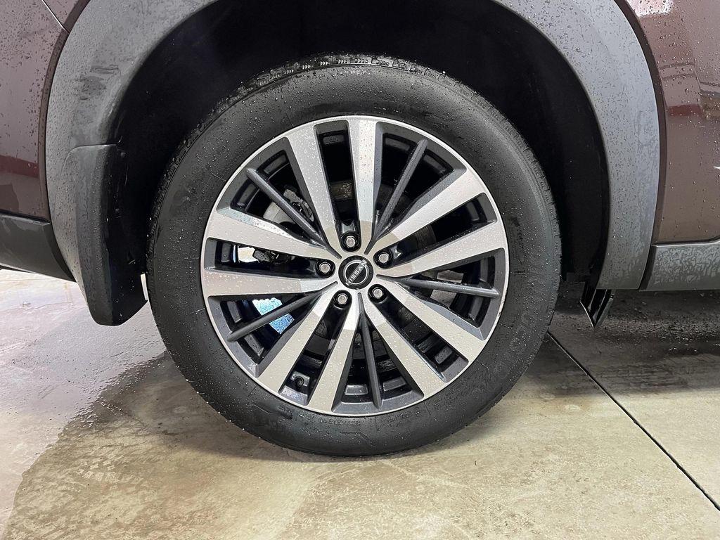 used 2022 Nissan Pathfinder car, priced at $30,995