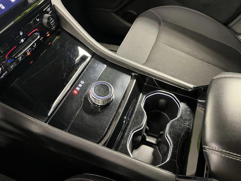 used 2023 Jeep Grand Cherokee car, priced at $27,995