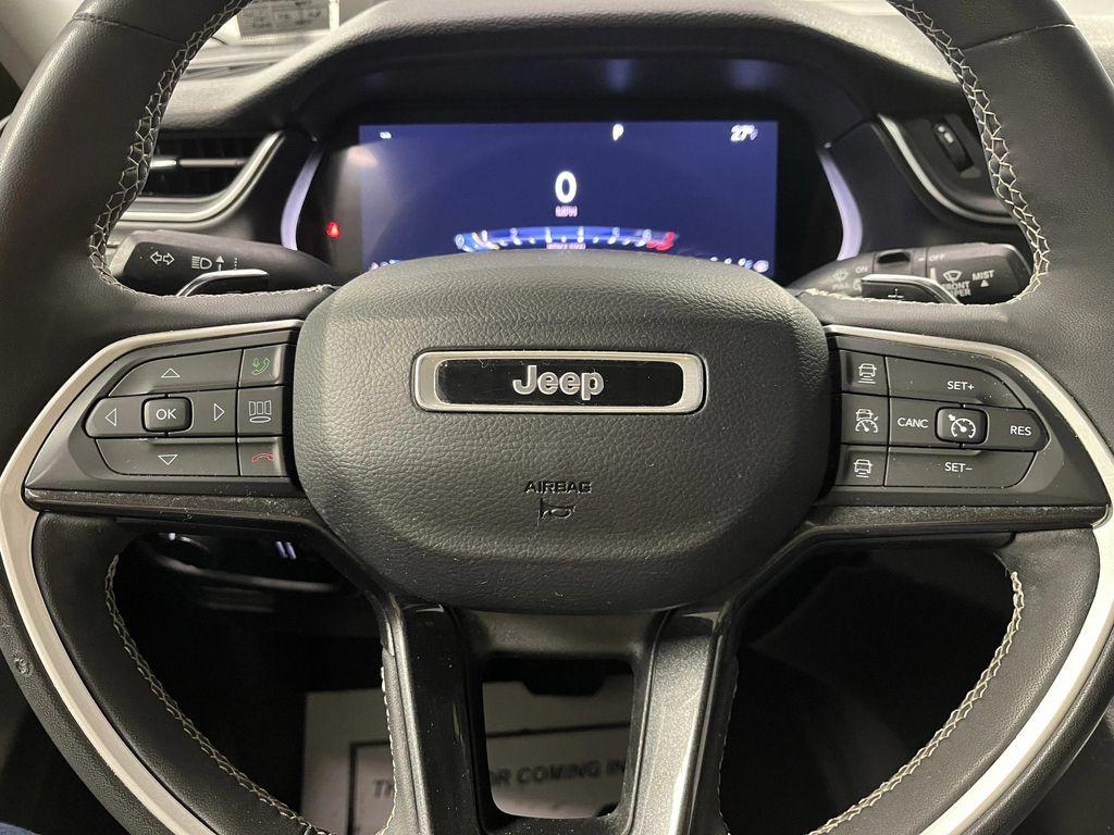 used 2023 Jeep Grand Cherokee car, priced at $27,995