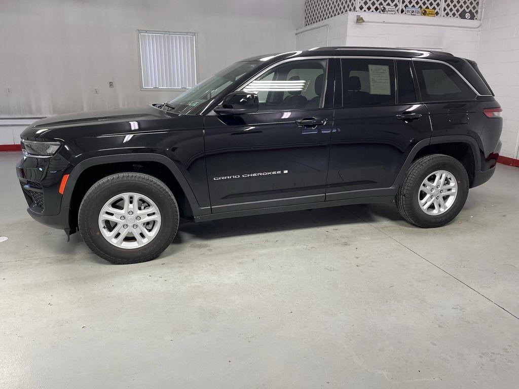 used 2023 Jeep Grand Cherokee car, priced at $27,995