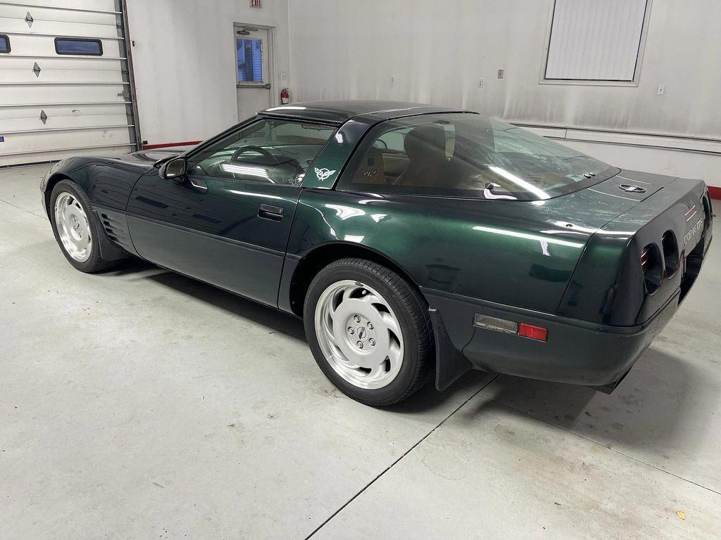 used 1991 Chevrolet Corvette car, priced at $12,995