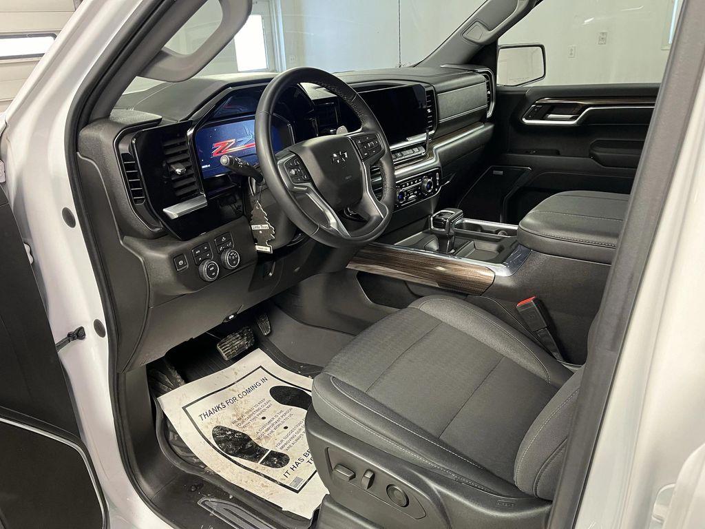 used 2023 Chevrolet Silverado 1500 car, priced at $41,995