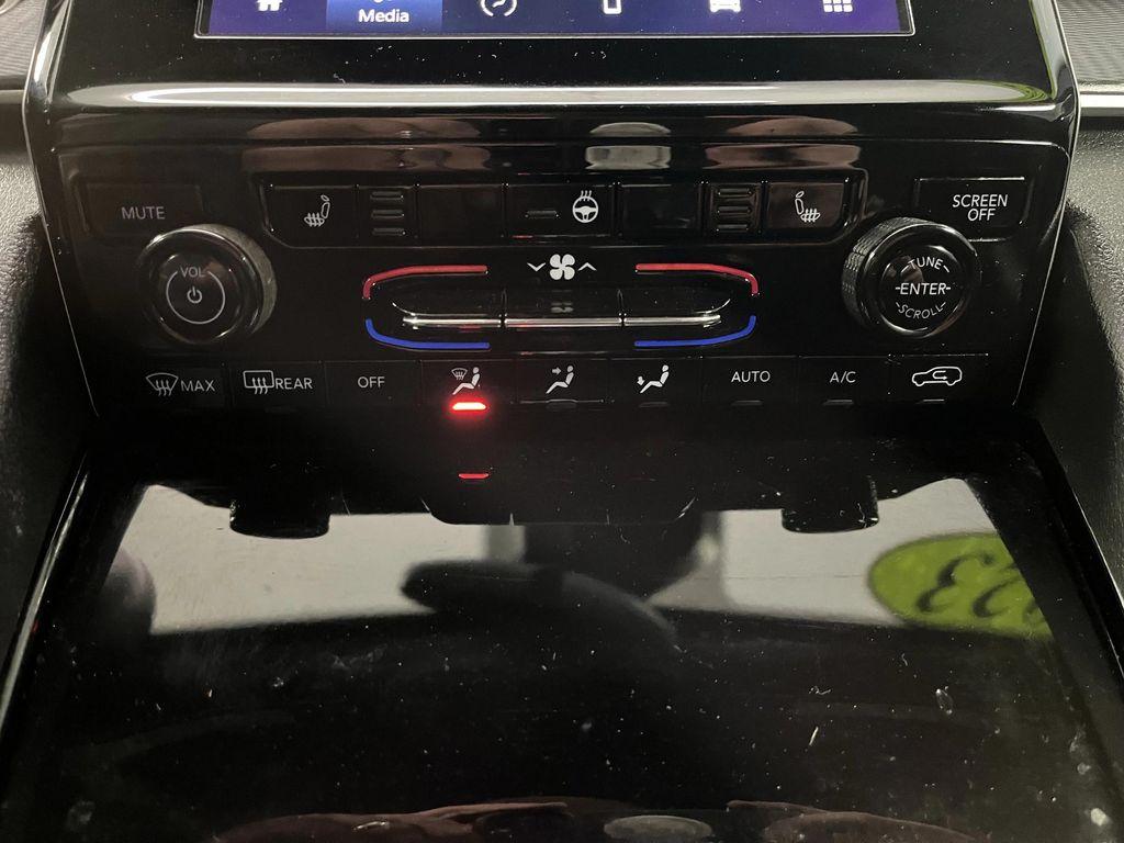 used 2023 Jeep Grand Cherokee car, priced at $29,995