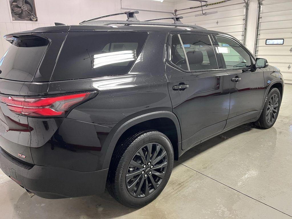 used 2023 Chevrolet Traverse car, priced at $36,995