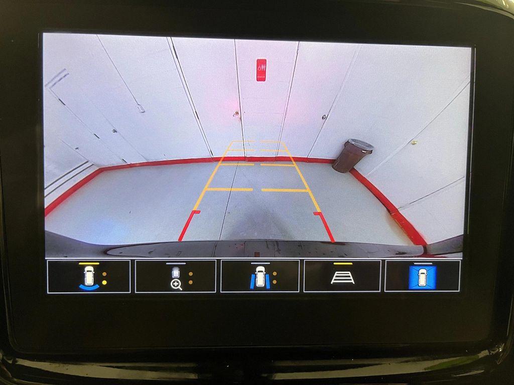 used 2023 Chevrolet Traverse car, priced at $36,995