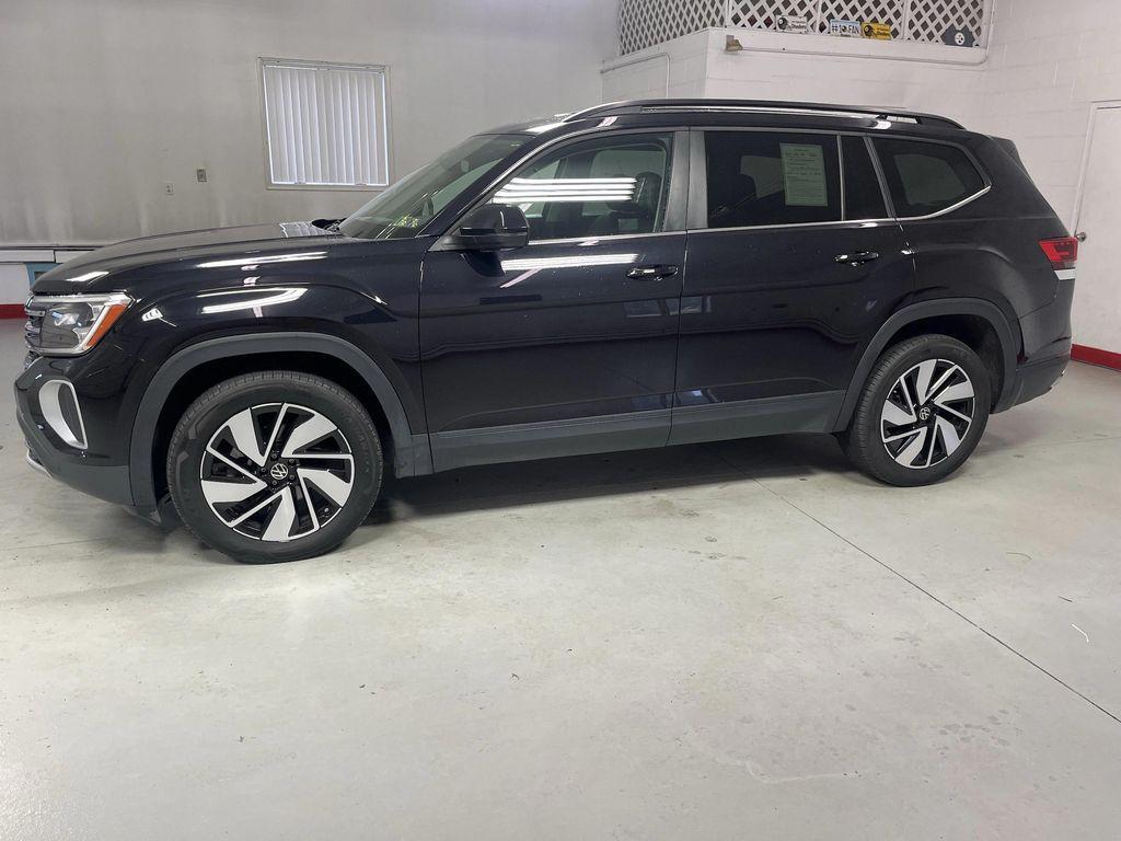 used 2024 Volkswagen Atlas car, priced at $30,995