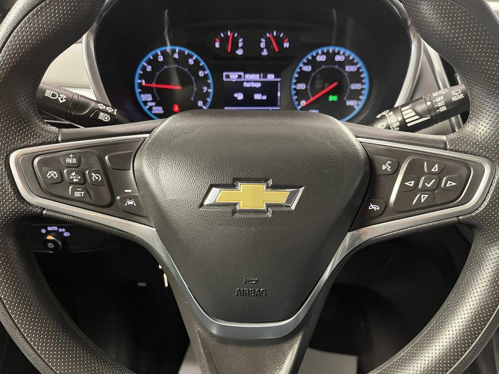 used 2022 Chevrolet Equinox car, priced at $18,495