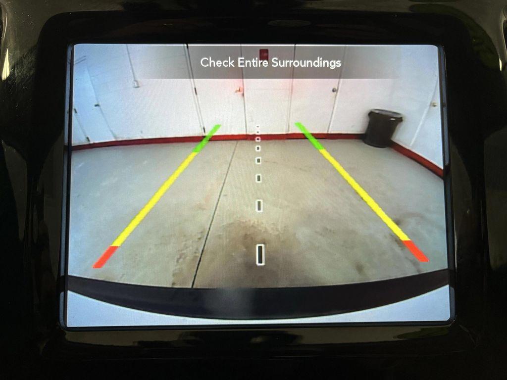 used 2022 Jeep Cherokee car, priced at $23,495