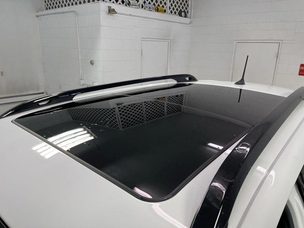 used 2022 Jeep Cherokee car, priced at $23,495