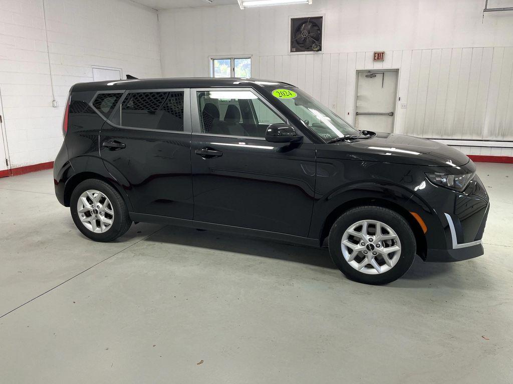 used 2024 Kia Soul car, priced at $17,495