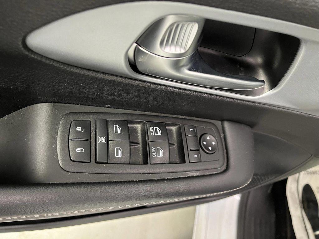 used 2023 Chrysler Pacifica car, priced at $28,995