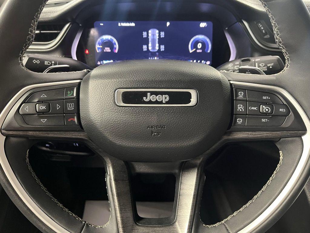 used 2023 Jeep Grand Cherokee car, priced at $31,495