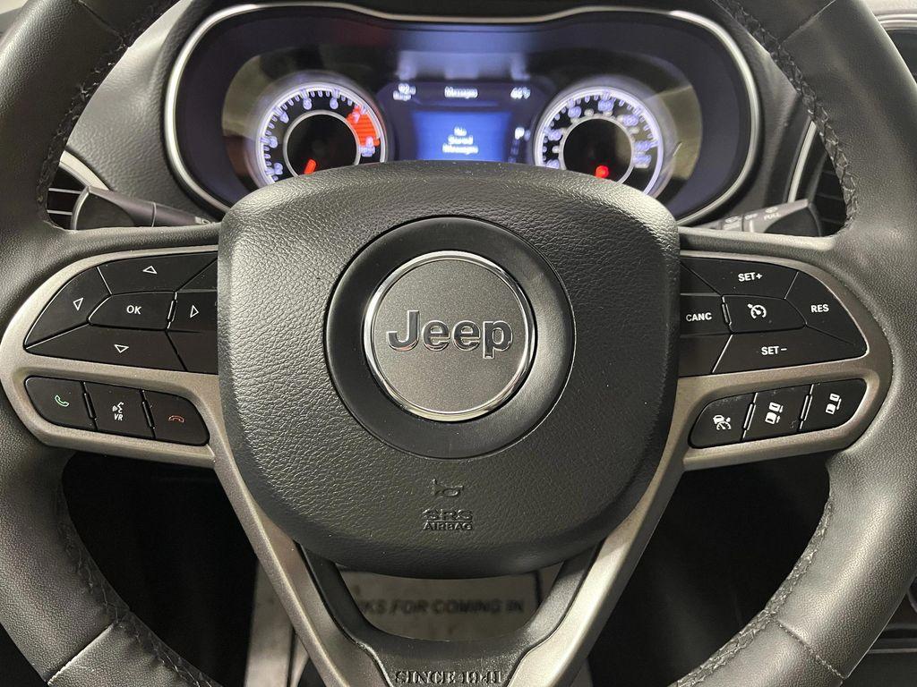 used 2022 Jeep Cherokee car, priced at $23,495