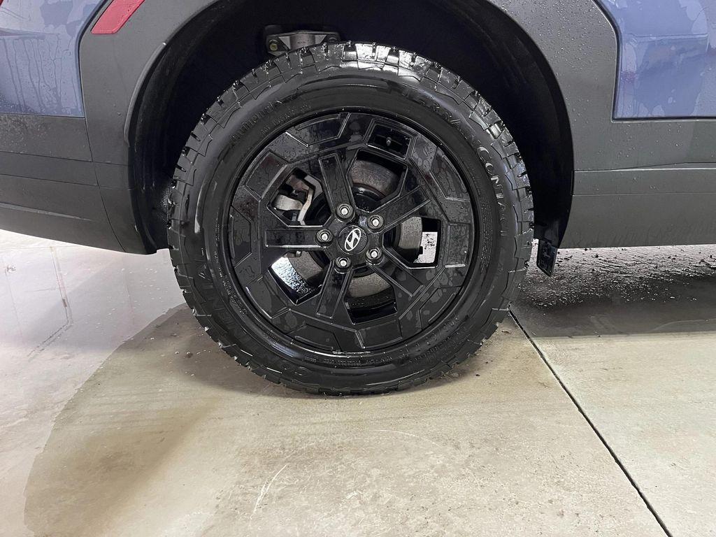 used 2025 Hyundai Santa Fe car, priced at $32,495