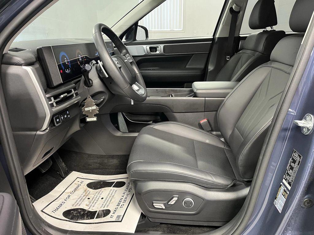 used 2025 Hyundai Santa Fe car, priced at $32,495